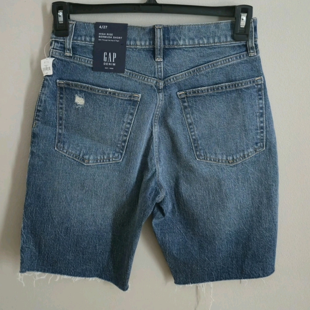 Gap Women's High Rise Bermuda Short Size 4/27 Vintage Stretch Light Wash NWT - Picture 3 of 8